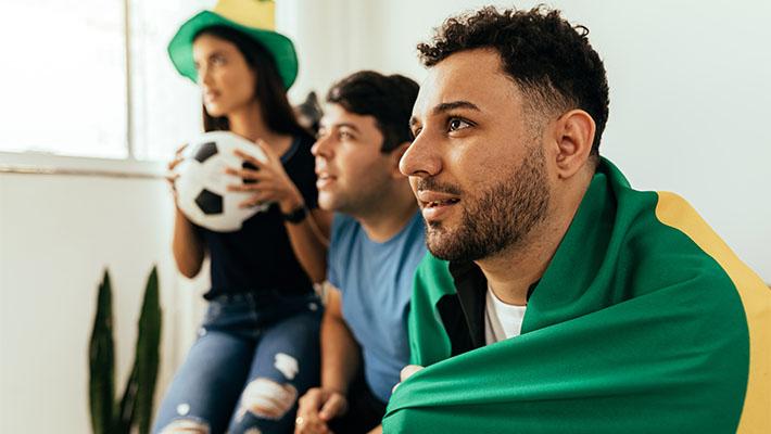 Saiba como economizar na Copa do Mundo 2026 sem abrir mão da diversão 